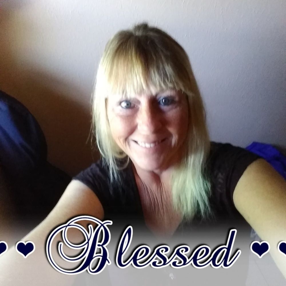 Meet your Posher, Sharon